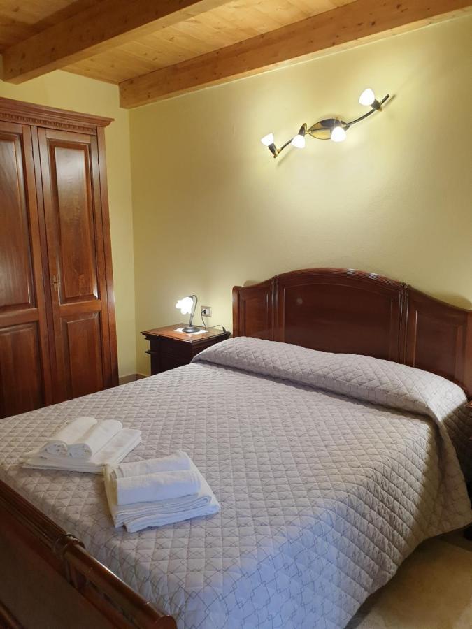 Estia Bed & Breakfast Scano Montiferro Bagian luar foto