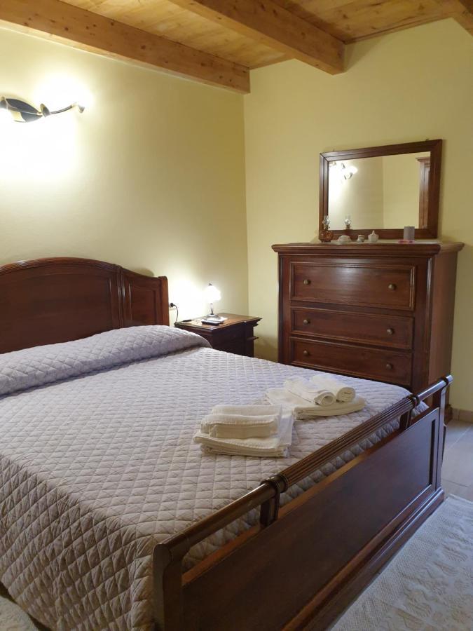 Estia Bed & Breakfast Scano Montiferro Bagian luar foto