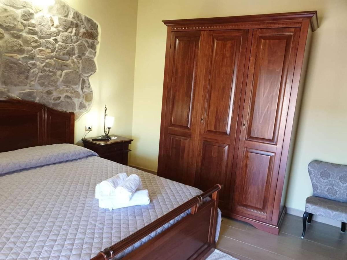 Estia Bed & Breakfast Scano Montiferro Bagian luar foto
