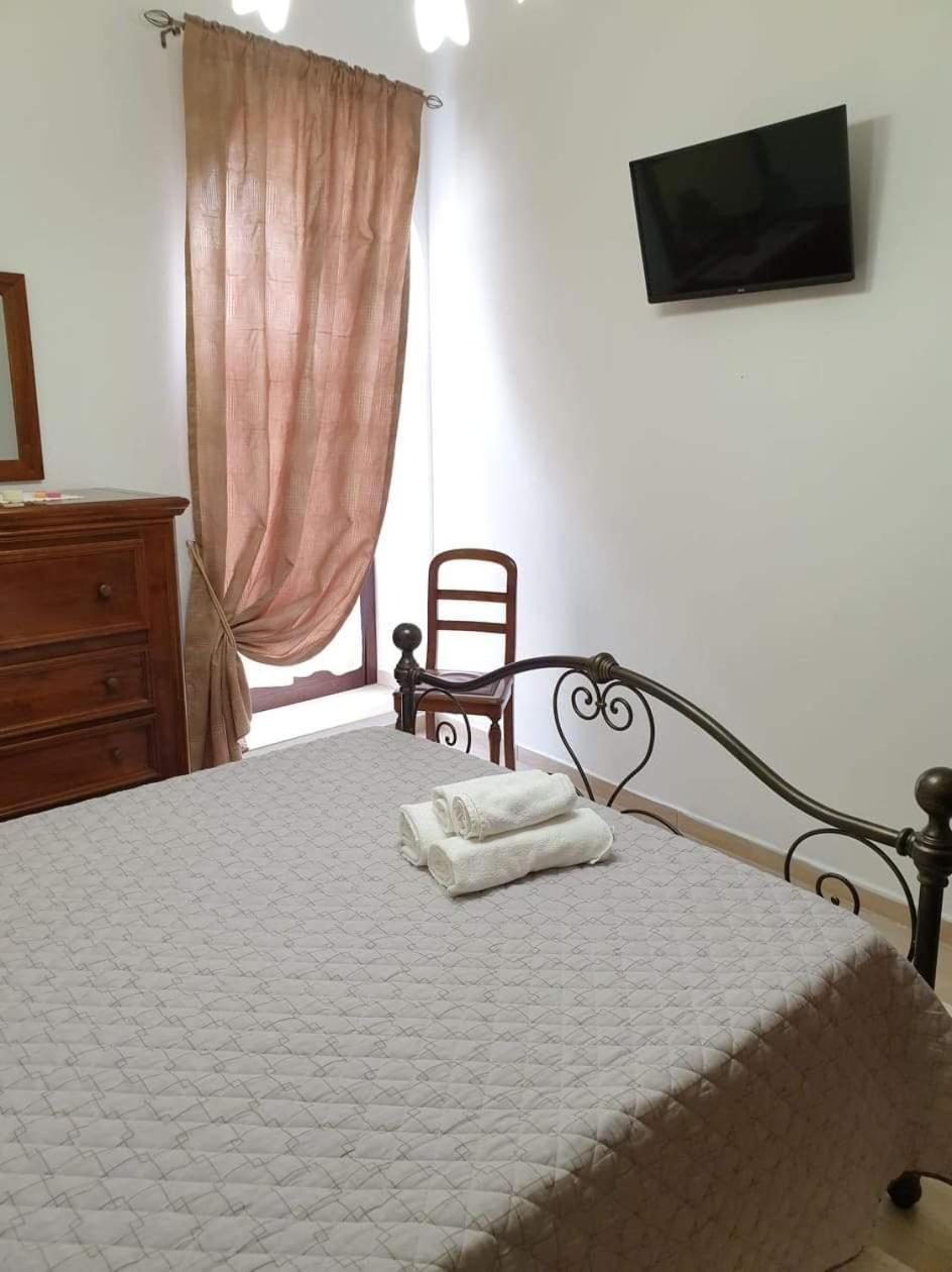 Estia Bed & Breakfast Scano Montiferro Ruang foto