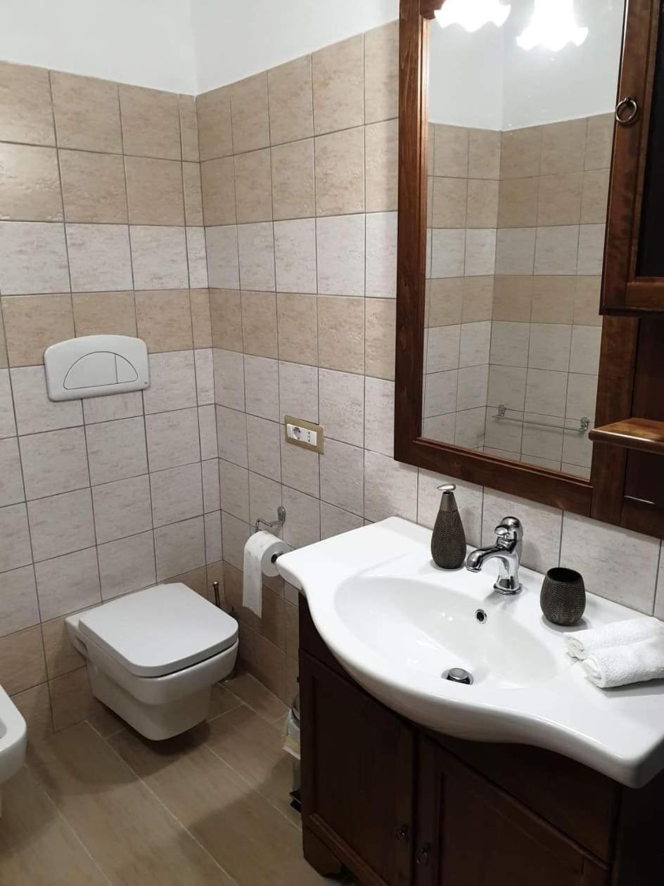 Estia Bed & Breakfast Scano Montiferro Ruang foto